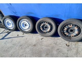 bontott SEAT Mii Acélfelni Szett Gumival