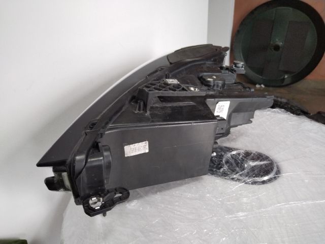 bontott SEAT TARRACO Jobb Fényszóró