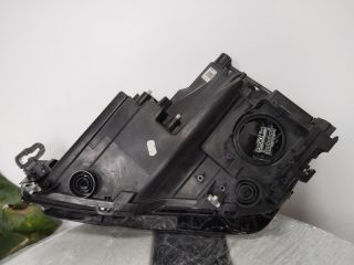 bontott SEAT TARRACO Jobb Fényszóró