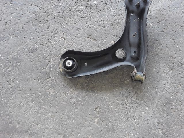 bontott SEAT TOLEDO Jobb első Lengőkar