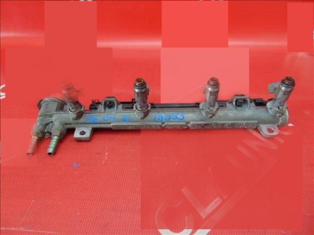 bontott SEAT TOLEDO Porlasztó Sor / Híd