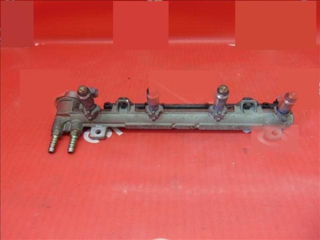 bontott SEAT TOLEDO Porlasztó Sor / Híd