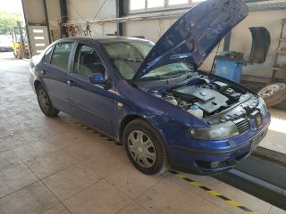 bontott SEAT TOLEDO Bal első Csonkállvány Kerékaggyal