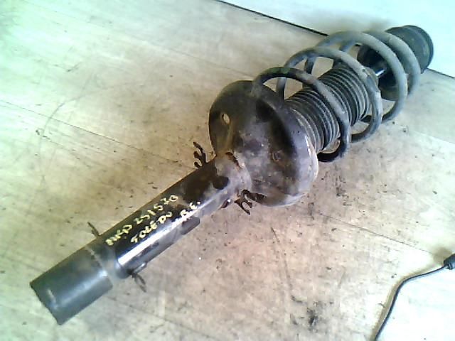 bontott SEAT TOLEDO Bal első Gólyaláb (Lengécsillapító, Rugó)