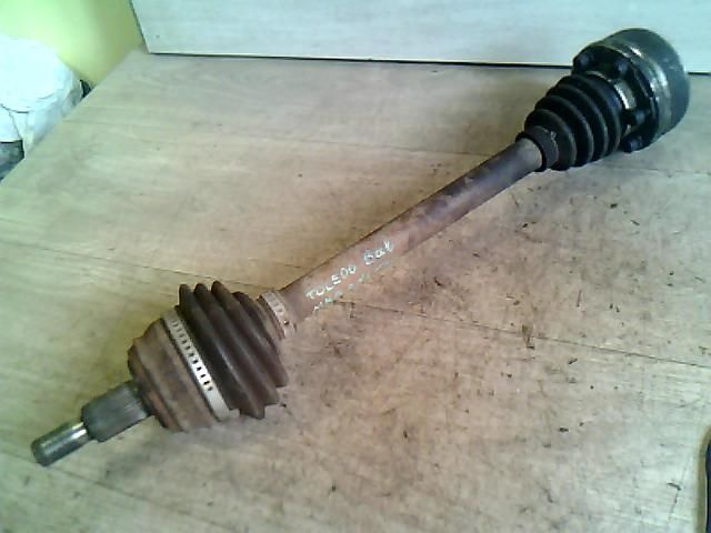 bontott SEAT TOLEDO Bal Féltengely