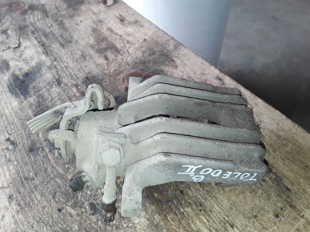 bontott SEAT TOLEDO Bal hátsó Féknyereg Munkahengerrel