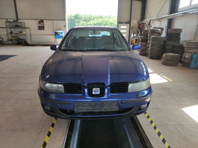 bontott SEAT TOLEDO Felső Motorburkolat