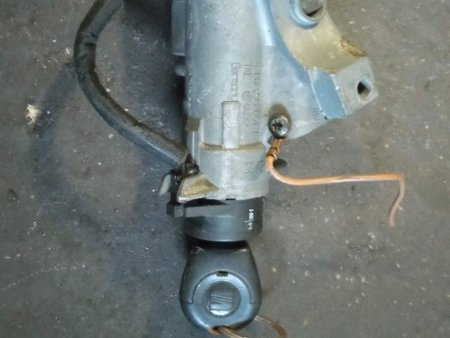 bontott SEAT TOLEDO Gyújtáskapcsoló