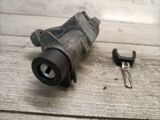 bontott SEAT TOLEDO Gyújtáskapcsoló