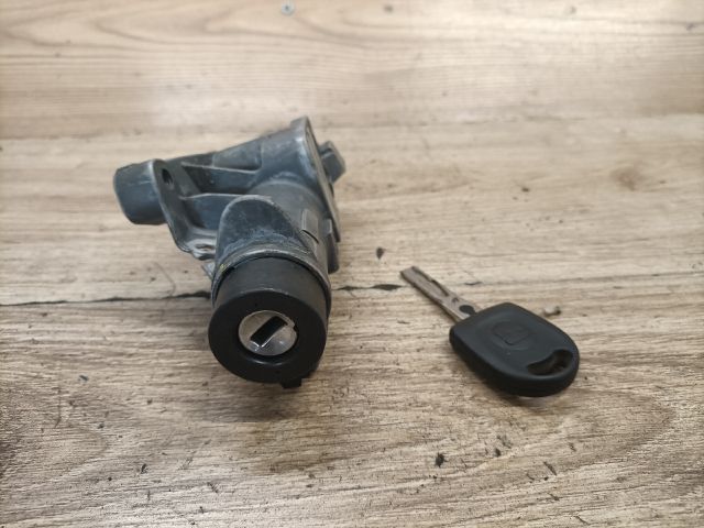 bontott SEAT TOLEDO Gyújtáskapcsoló