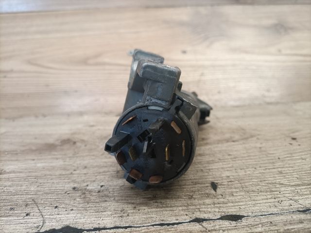 bontott SEAT TOLEDO Gyújtáskapcsoló
