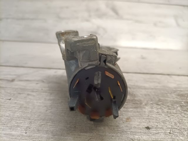 bontott SEAT TOLEDO Gyújtáskapcsoló