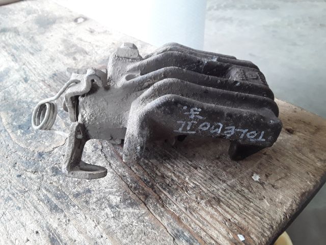 bontott SEAT TOLEDO Jobb hátsó Féknyereg Munkahengerrel