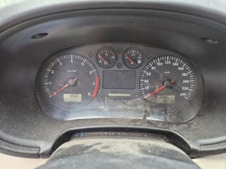 bontott SEAT TOLEDO Kilométeróra