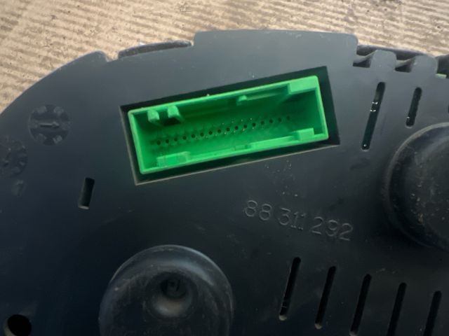 bontott SEAT TOLEDO Kilométeróra