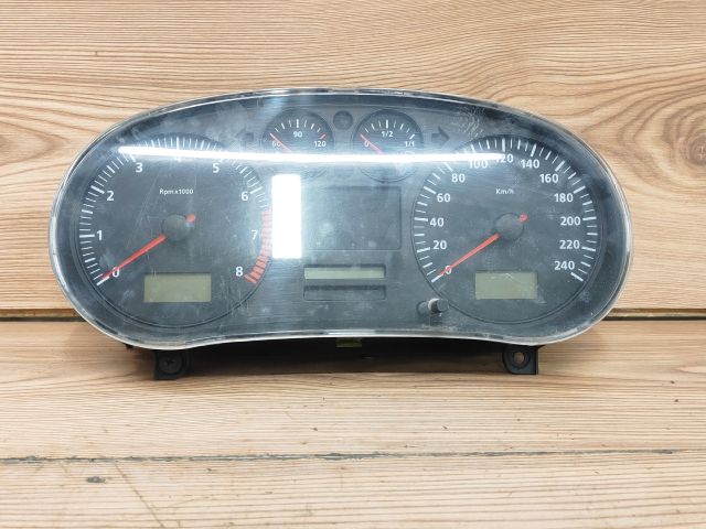 bontott SEAT TOLEDO Kilométeróra