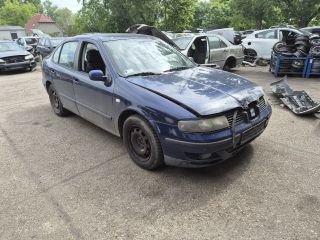 bontott SEAT TOLEDO Komplett Homlokfal (Részeivel)