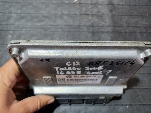 bontott SEAT TOLEDO Motorvezérlő