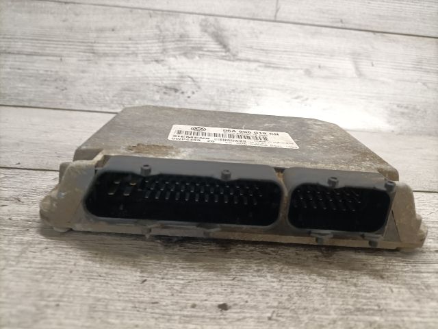 bontott SEAT TOLEDO Motorvezérlő