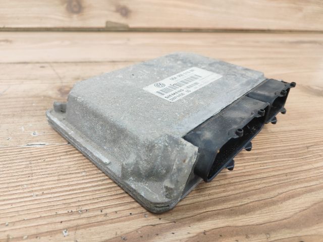 bontott SEAT TOLEDO Motorvezérlő