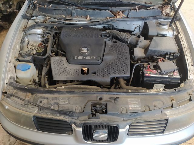 bontott SEAT TOLEDO Porlasztó Sor / Híd