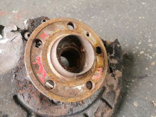 bontott SEAT TOLEDO Jobb első Csonkállvány Kerékaggyal