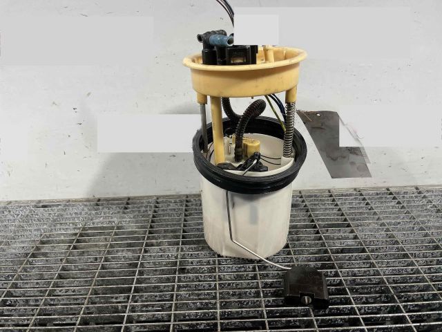 bontott SEAT TOLEDO Üzemanyag Szivattyú
