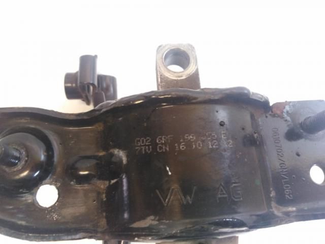 bontott SEAT TOLEDO Váltó Tartó Bak (Pozíciófüggetlen)