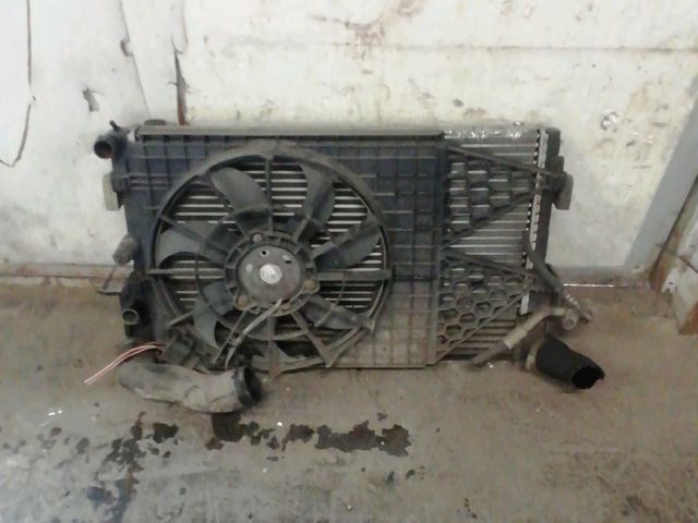 bontott SEAT TOLEDO Vízhűtő Radiátor (Klímás)