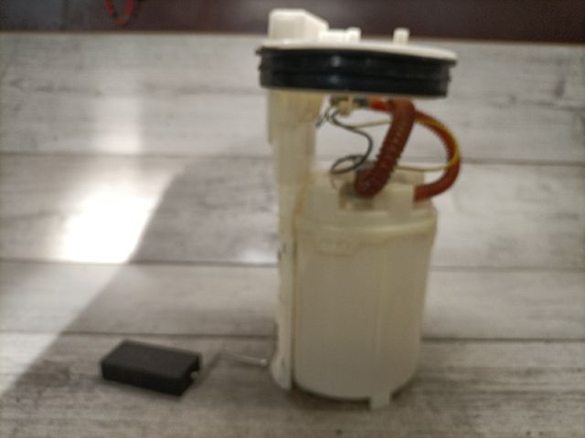 bontott SEAT TOLEDO Üzemanyag Szivattyú