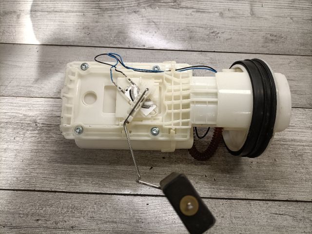 bontott SEAT TOLEDO Üzemanyag Szivattyú