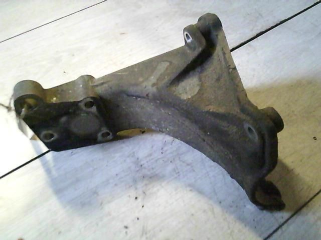 bontott SEAT TOLEDO Motor Tartó Bak (Fém)