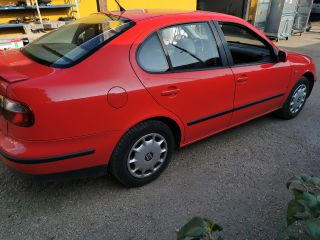 bontott SEAT TOLEDO Biztosítéktábla Motortér