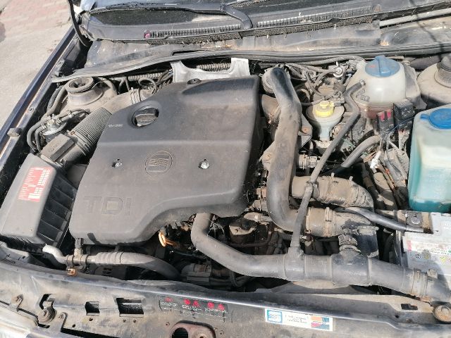 bontott SEAT TOLEDO Motor (Fűzött blokk hengerfejjel)
