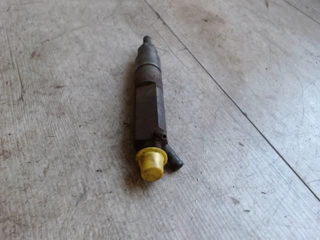 bontott SEAT TOLEDO Porlasztó (1 db)