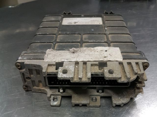 bontott SEAT TOLEDO Motorvezérlő