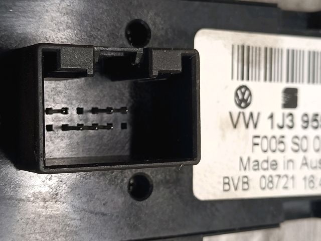 bontott SEAT TOLEDO Ablakemelő Kapcsoló Négyes / Kettes