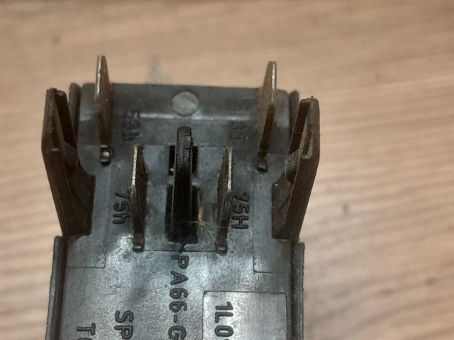 bontott SEAT TOLEDO Ablakfűtés Kapcsoló