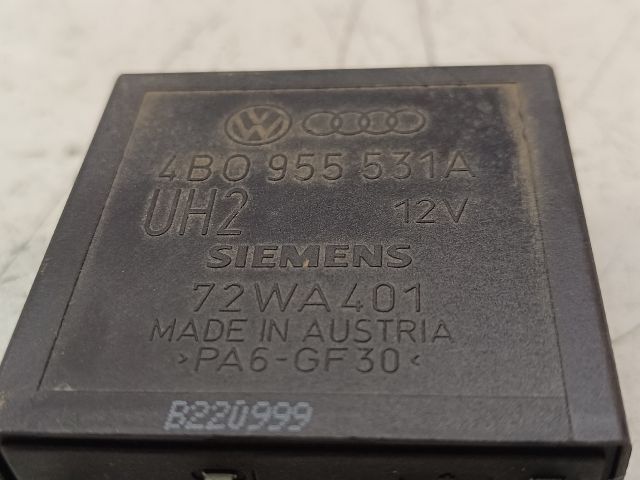 bontott SEAT TOLEDO Ablaktörlő Relé