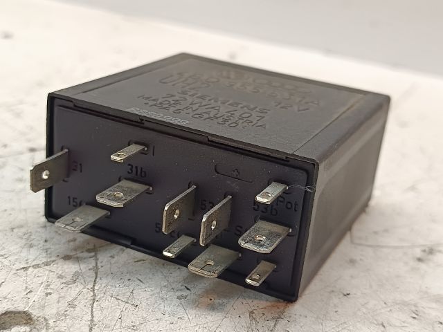 bontott SEAT TOLEDO Ablaktörlő Relé