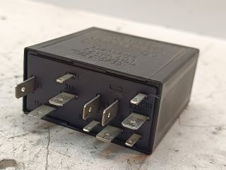 bontott SEAT TOLEDO Ablaktörlő Relé