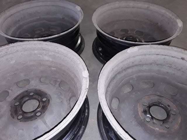 bontott SEAT TOLEDO Acélfelni Szett