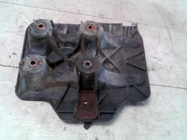 bontott SEAT TOLEDO Akkumulátor Tartó