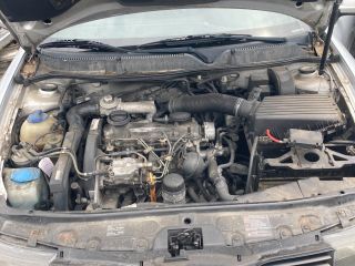 bontott SEAT TOLEDO Bal A Oszlop