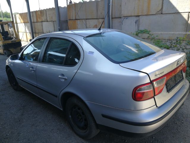 bontott SEAT TOLEDO Bal B Oszlop