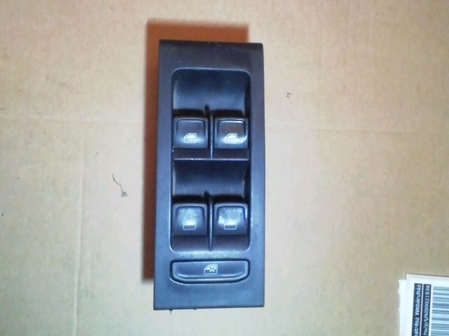 bontott SEAT TOLEDO Bal első Ablakemelő Kapcsoló