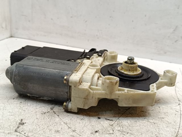 bontott SEAT TOLEDO Bal első Ablakemelő Motor