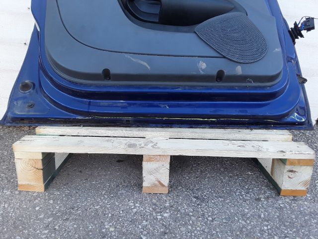 bontott SEAT TOLEDO Bal első Ajtó (Üres lemez)