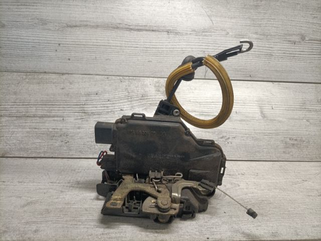 bontott SEAT TOLEDO Bal első Ajtózár