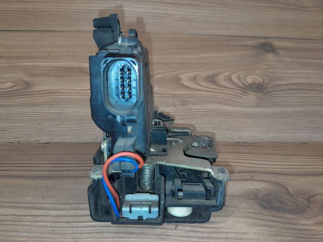 bontott SEAT TOLEDO Bal első Ajtózár